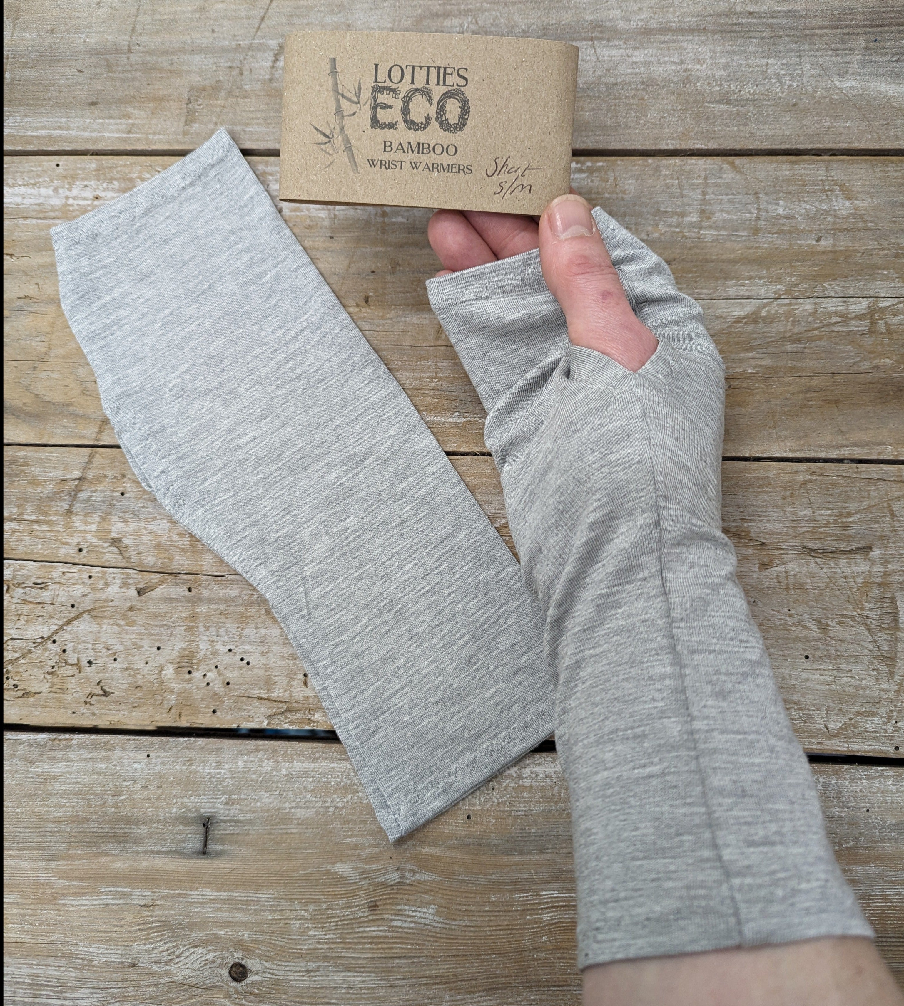 Small fingerless gloves discount