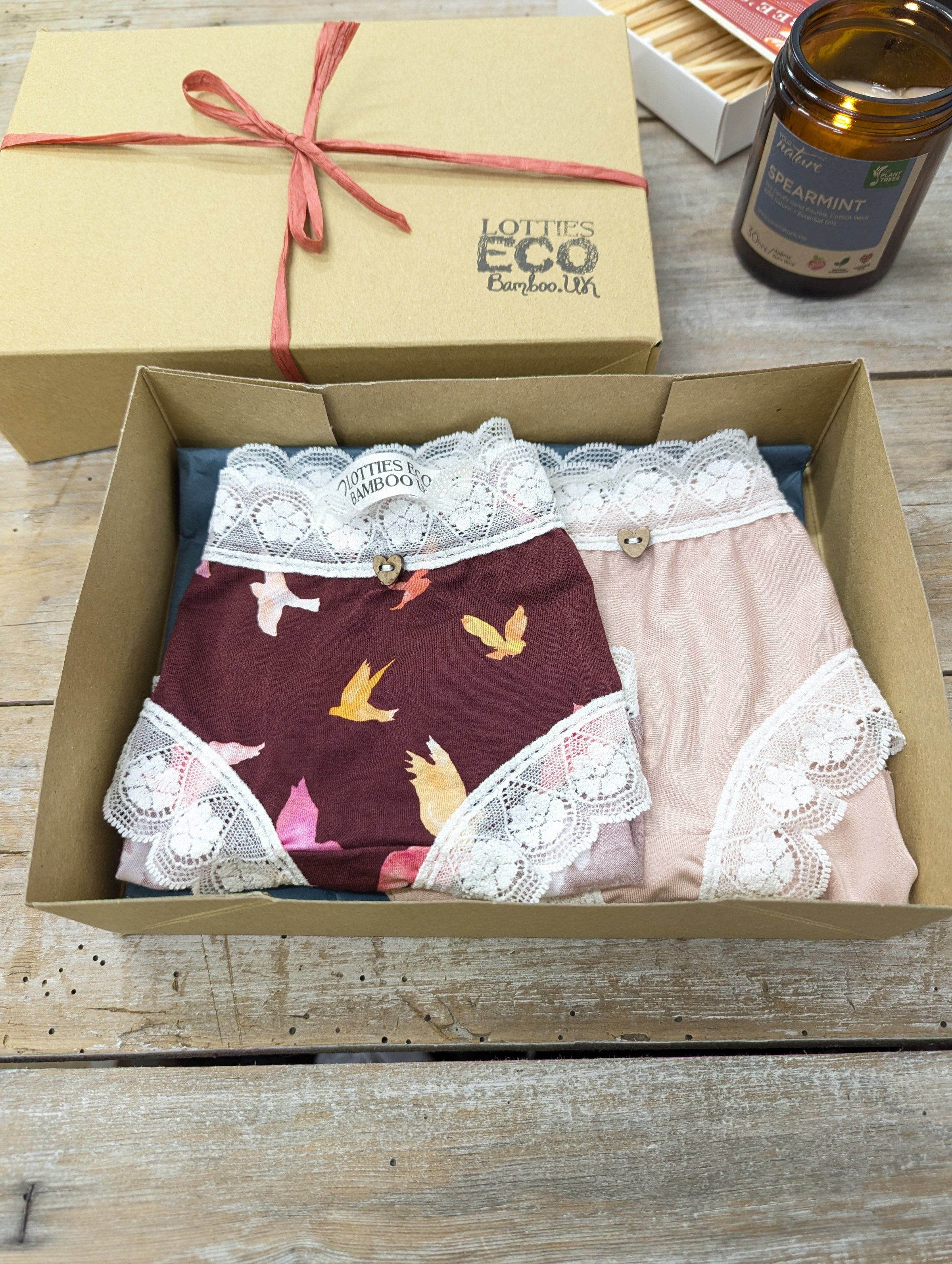 Knickerboxes 2 Pack Bamboo Knicker With Lace Giftbox - Lotties Eco