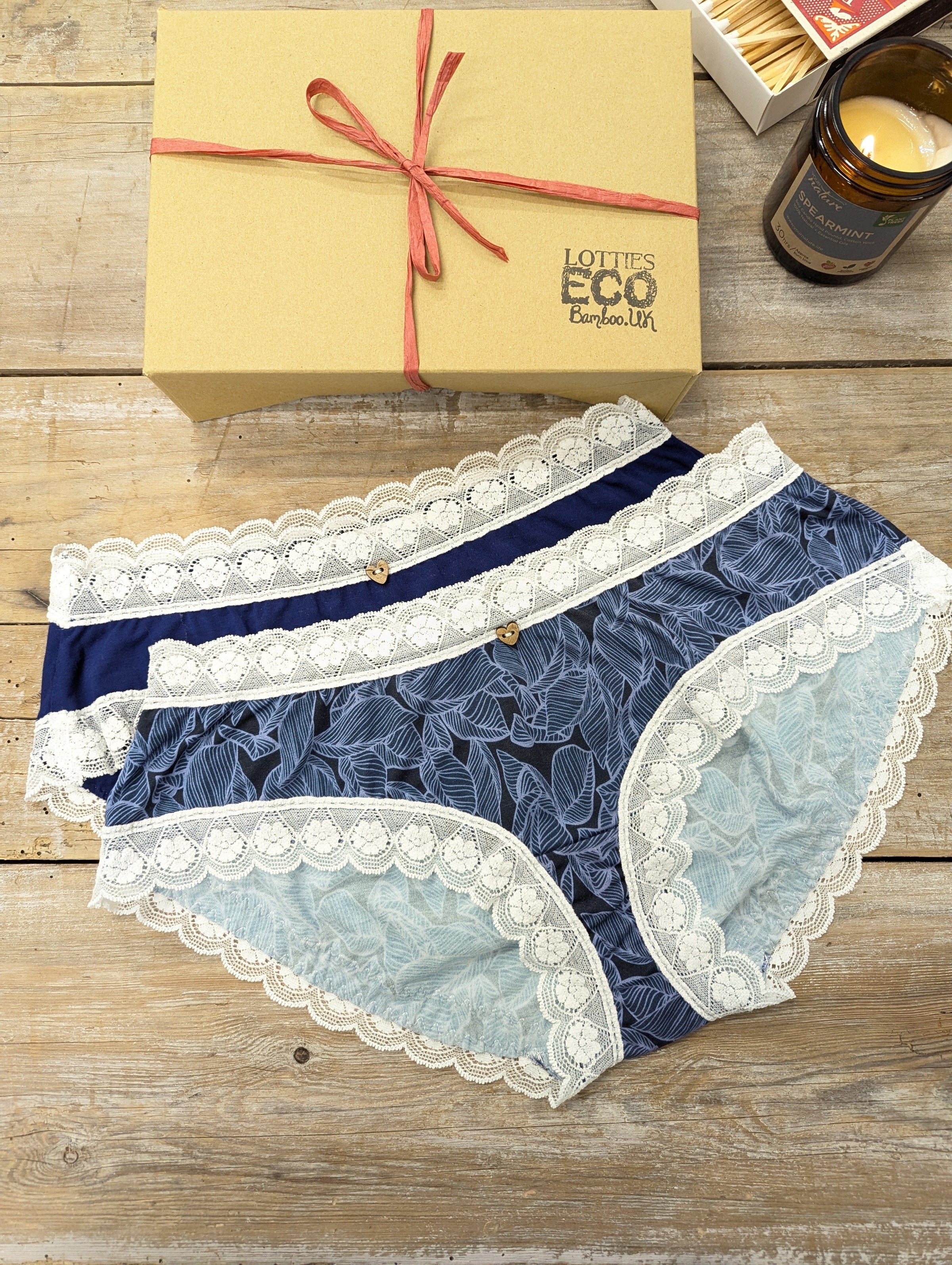 Knickerboxes 2 Pack Bamboo Knicker With Lace Giftbox - Lotties Eco