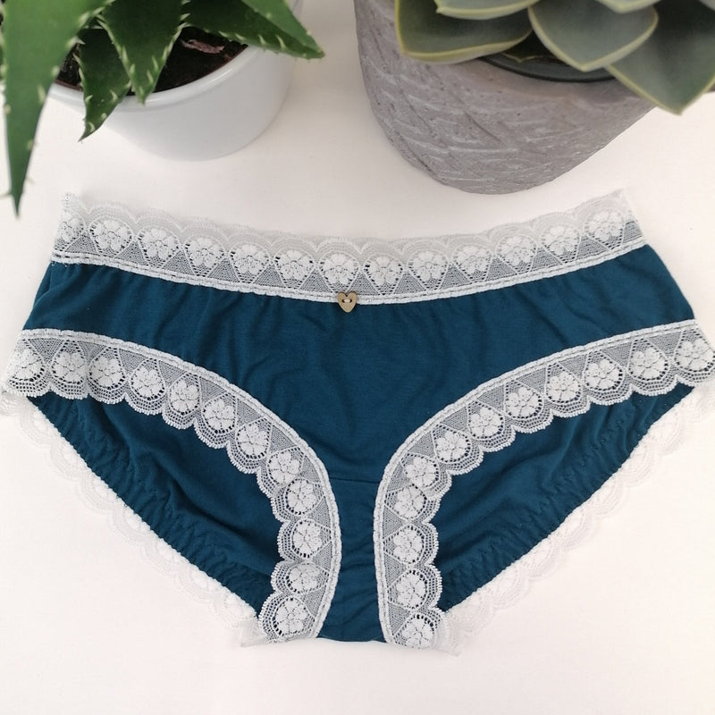 All the colours Knickers Emerald & White Lace Hipster Bamboo Knickers